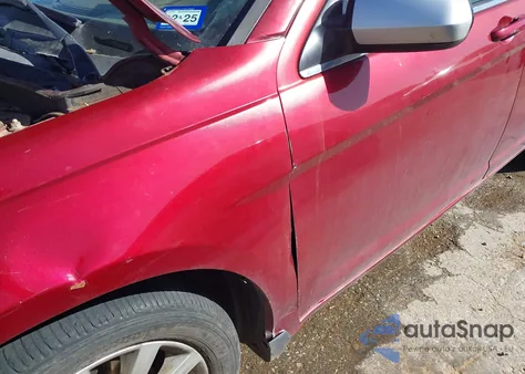 2011 Chrysler 200 Touring z USA, uszkodzony, nr VIN 1C3BC1FG3BN503946